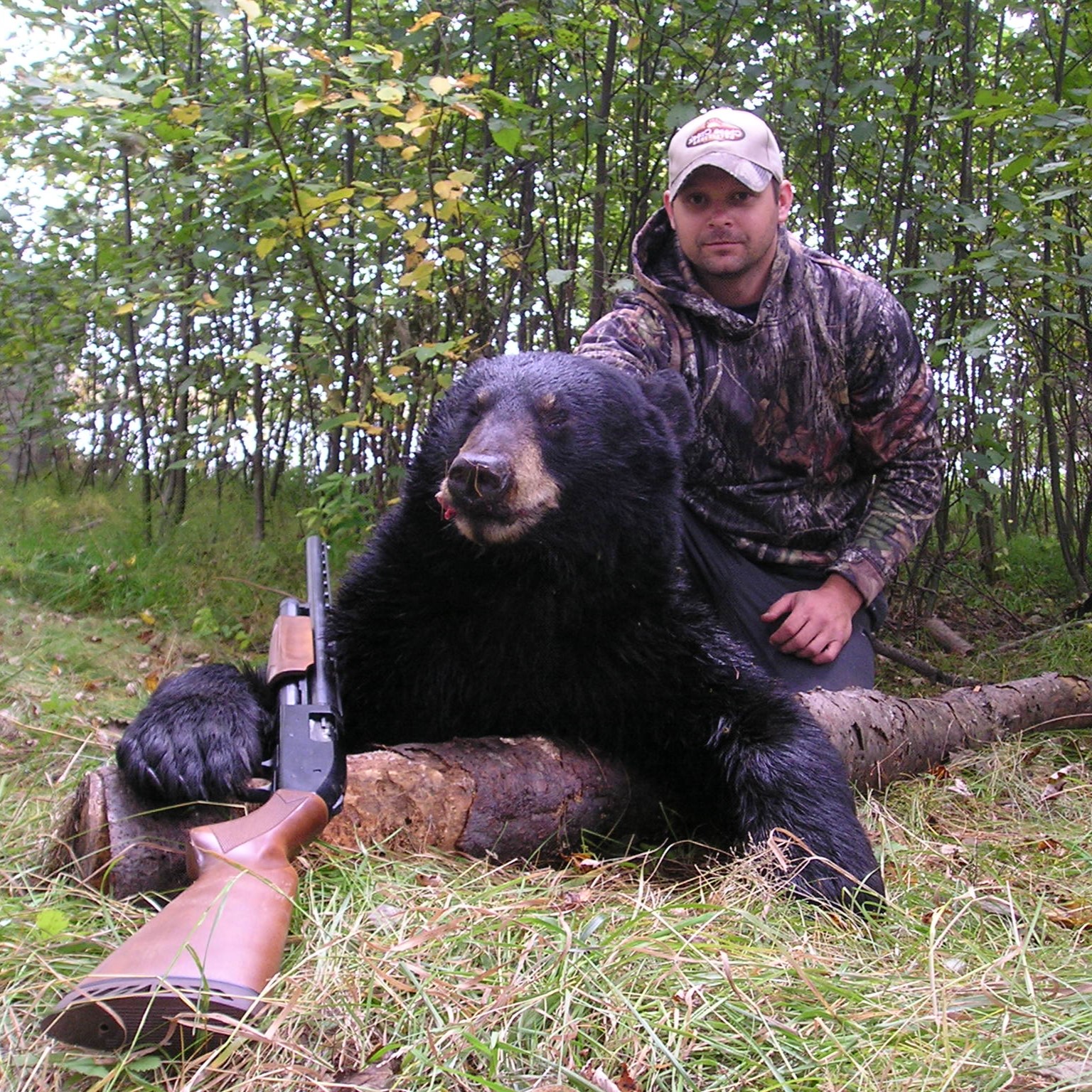 shotgun black bear hunter in WI